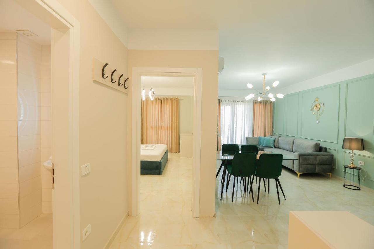 Miku Apartment-elegant 1bd At Olympic